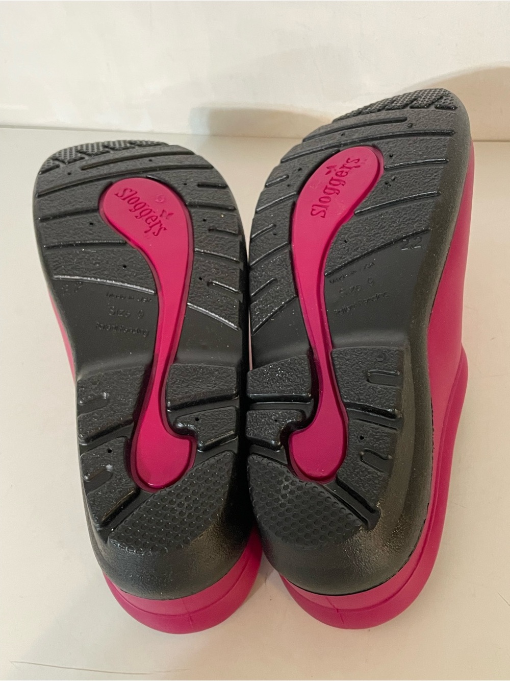 Sloggers Clogs in Raspberry - Picture 7 of 10